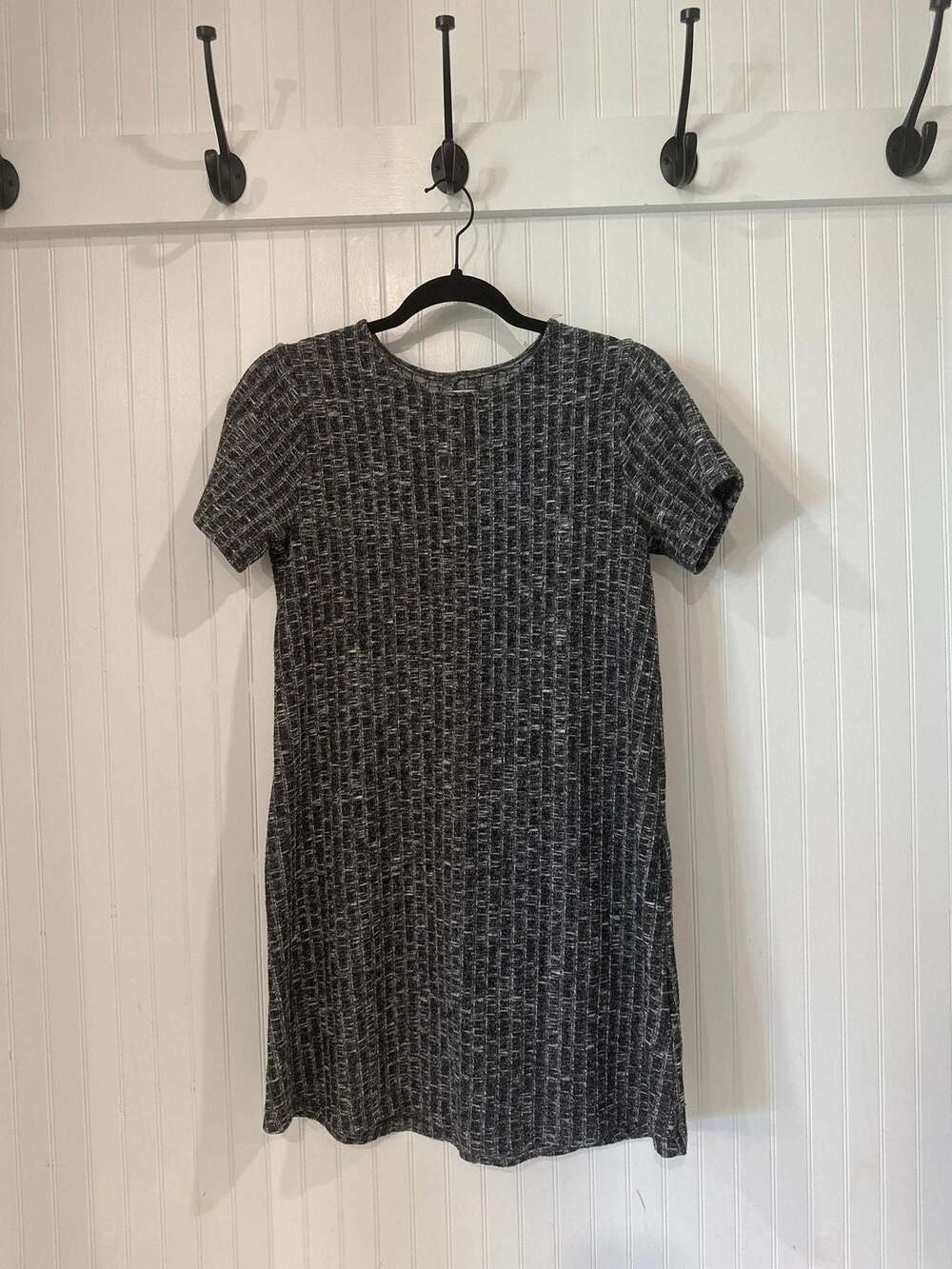 Abercrombie & Fitch Women's Ribbed Knit Shirt